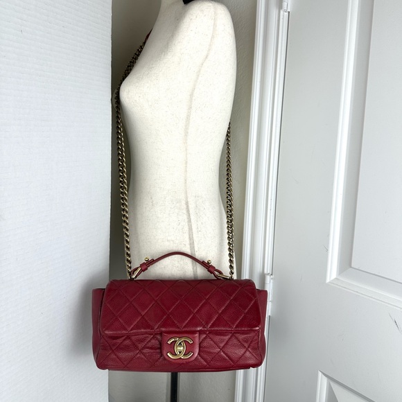 Chanel Coco Handle Medium Red Caviar Leather GHW - Picture 11 of 11